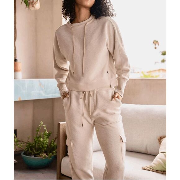 Thrive Société Oatmeal Finley Jogger Set - Picture 4 of 14